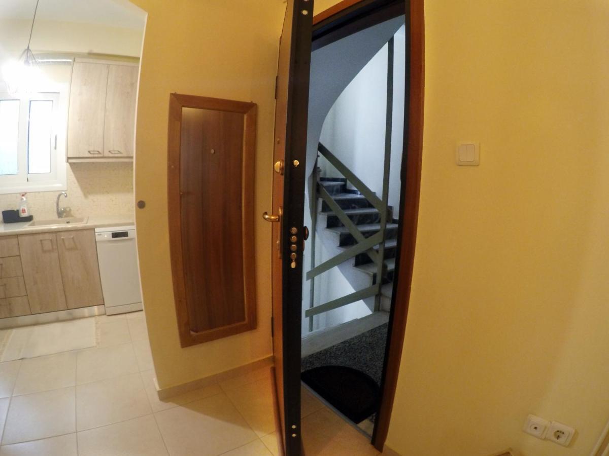 Myrtle, City Center Renovated Apartment Афины Экстерьер фото