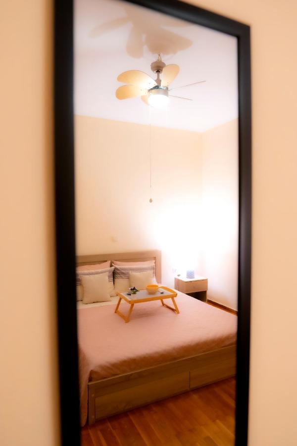 Myrtle, City Center Renovated Apartment Афины Экстерьер фото